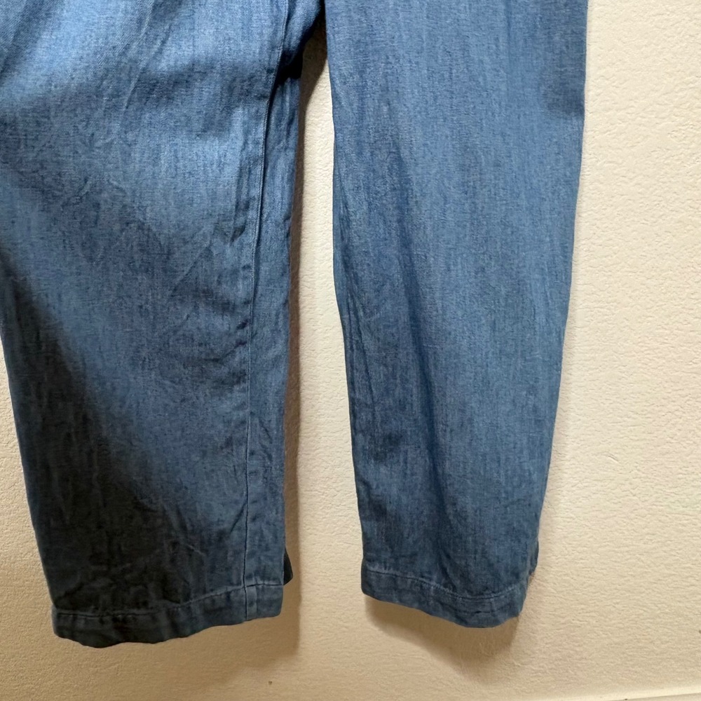 Old Navy Womens Medium Blue Chambray Wide Leg Jumpsuit V-Neck Smocked - Picture 4 of 10